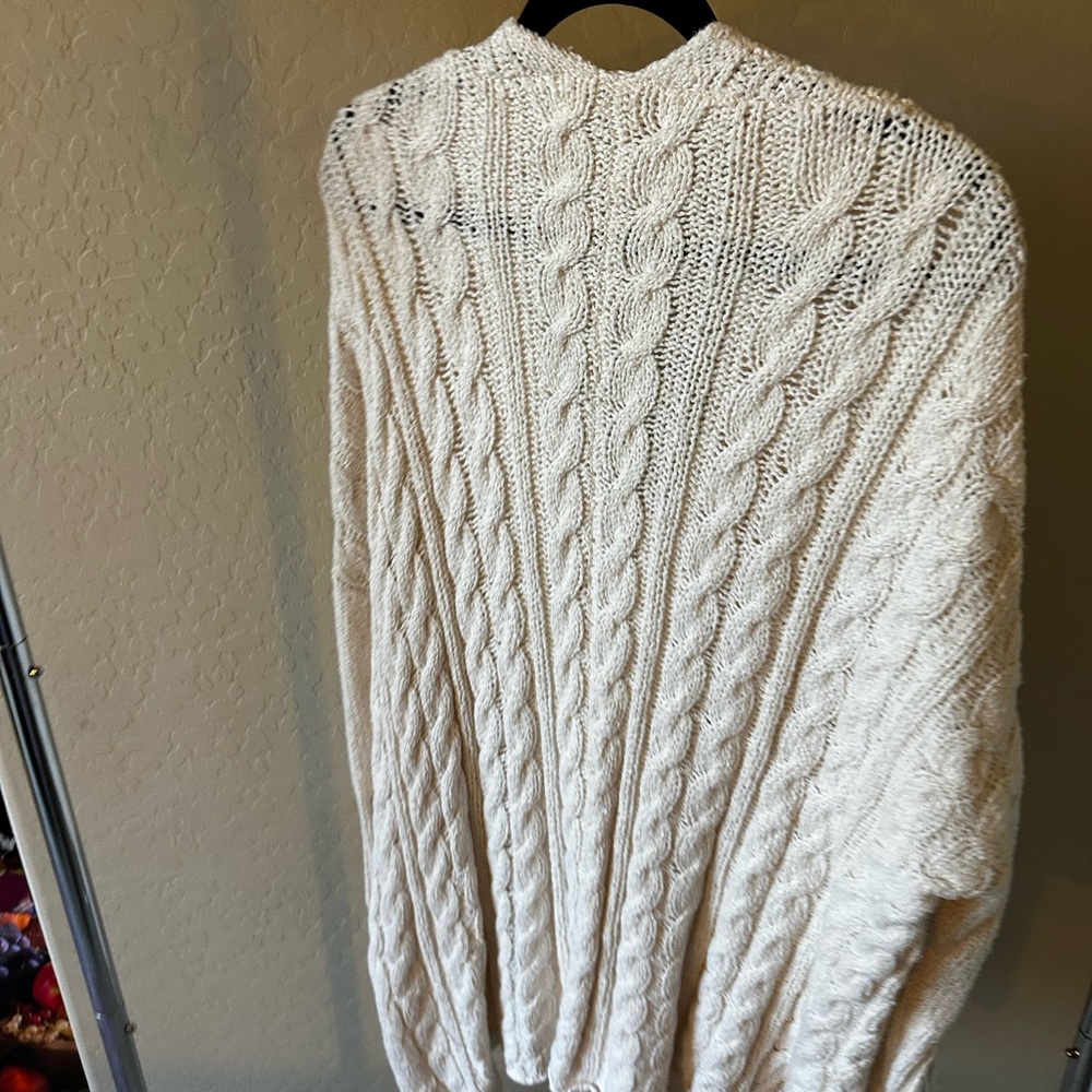 🎄FREE PEOPLE EUC CREAM V-NECK SWEATER🎄 - Picture 9 of 9